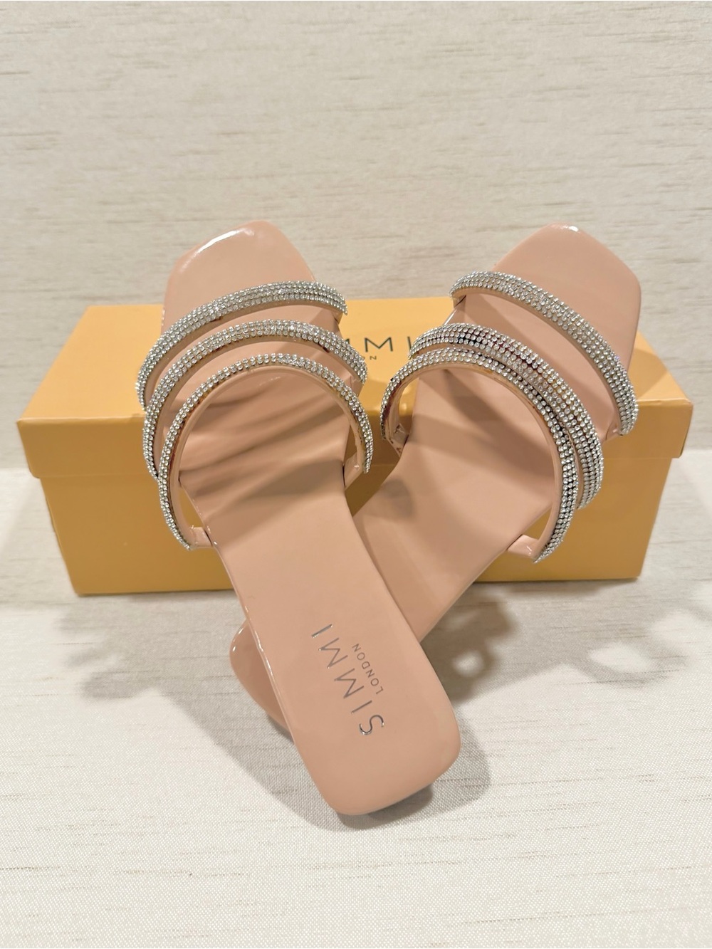 SIMMI London Nude Patent Rhinestone Slide Sandals Women’s Size 7 NIB
